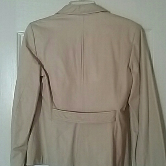 Jacket - Picture 2 of 4